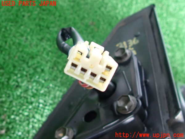 2UPJ-31361210]アルテッツァ(GXE10)右ドアミラー 中古_m0003.jpg