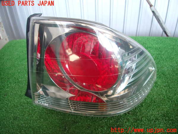 2UPJ-31361530]アルテッツァ(GXE10)右テールランプ 中古_m0001.jpg