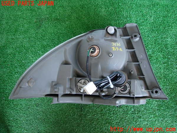 2UPJ-31361530]アルテッツァ(GXE10)右テールランプ 中古_m0002.jpg