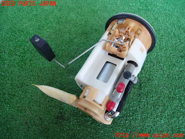 2UPJ-31362510]アルテッツァ(GXE10)燃料ポンプ 中古_m0002.jpg