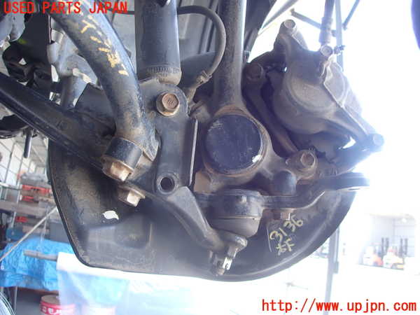2UPJ-31364290]アルテッツァ(GXE10)右フロントナックルハブ 中古_m0002.jpg
