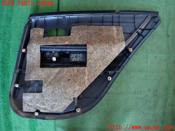 2UPJ-31361324]アルテッツァ(GXE10)左後ドア内張り 中古_m0004.jpg