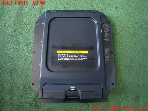 2UPJ-31367691]アルテッツァ(GXE10)内装トリム類1 中古_m0001.jpg