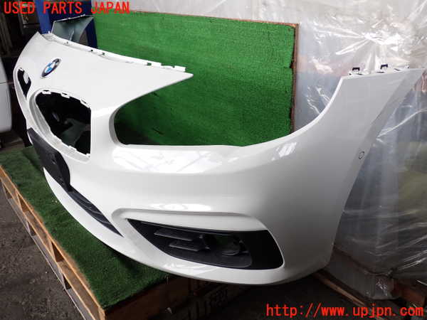 2UPJ-31371010]BMW 218d アクティブツアラー(2C20)フロントバンパー 中古 F45_m0002.jpg