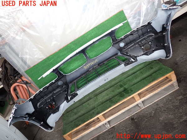 2UPJ-31371010]BMW 218d アクティブツアラー(2C20)フロントバンパー 中古 F45_m0005.jpg