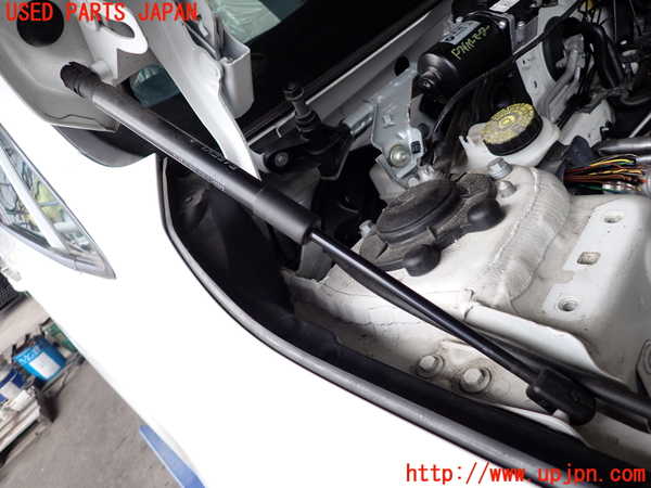 2UPJ-31371068]BMW 218d アクティブツアラー(2C20)ボンネットダンパー 中古 F45_m0001.jpg