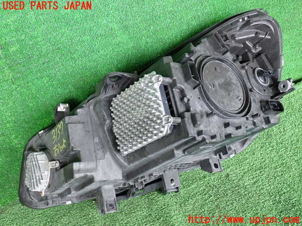 2UPJ-31371130]BMW 218d アクティブツアラー(2C20)右ヘッドライト LED 中古 F45_m0002.jpg