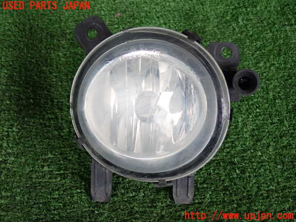 2UPJ-31371180]BMW 218d アクティブツアラー(2C20)右フォグ 中古 F45_m0001.jpg