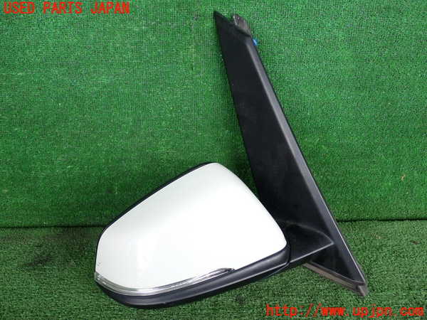 2UPJ-31371210]BMW 218d アクティブツアラー(2C20)右ドアミラー 中古 F45_m0001.jpg