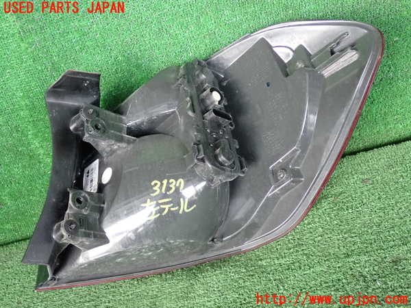 2UPJ-31371536]BMW 218d アクティブツアラー(2C20)左テールランプ 中古 F45_m0002.jpg