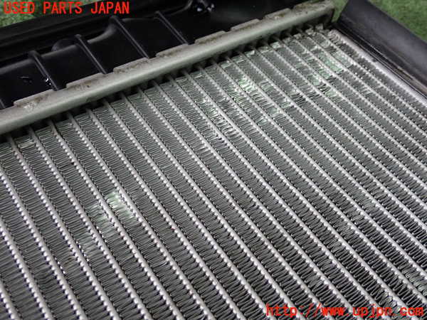 2UPJ-31372321]BMW 218d アクティブツアラー(2C20)ラジエーター1 中古 F45_m0004.jpg