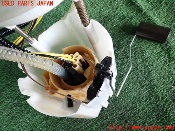 5UPJ-31372510]BMW 218d アクティブツアラー(2C20)燃料ポンプ 中古 F45_m0003.jpg
