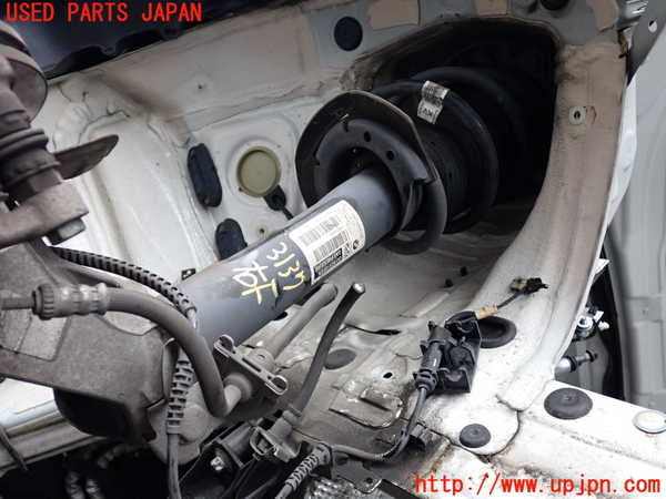 2UPJ-31375015]BMW 218d アクティブツアラー(2C20)右フロントストラット 中古 F45_m0001.jpg