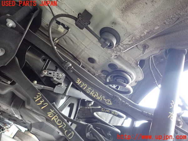 2UPJ-31375146]BMW 218d アクティブツアラー(2C20)右リアアッパーアーム1 中古 F45_m0001.jpg