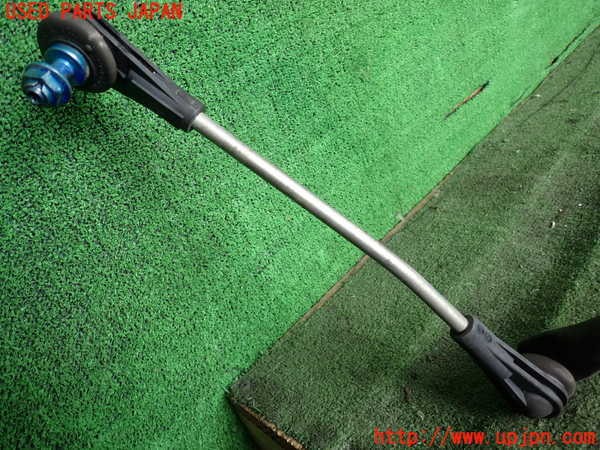 2UPJ-31375440]BMW 218d アクティブツアラー(2C20)フロントスタビライザー 中古 F45_m0004.jpg