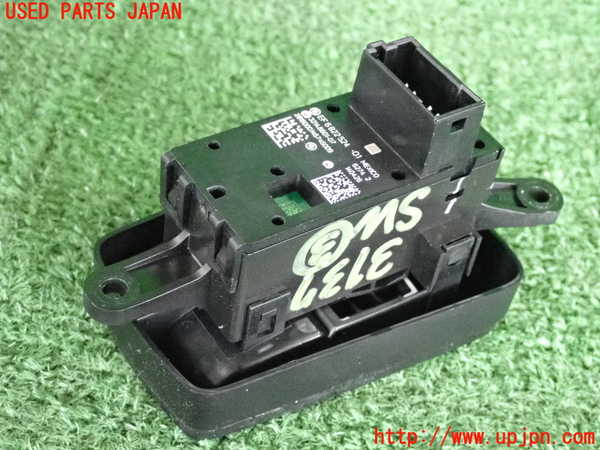 2UPJ-31376308]BMW 218d アクティブツアラー(2C20)スイッチ3 (パーキング) 中古 F45_m0002.jpg