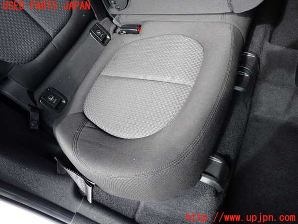 2UPJ-31377405]BMW 218d アクティブツアラー(2C20)右リアシート 中古 F45_m0003.jpg