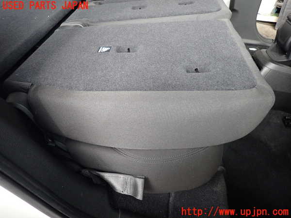 2UPJ-31377405]BMW 218d アクティブツアラー(2C20)右リアシート 中古 F45_m0005.jpg