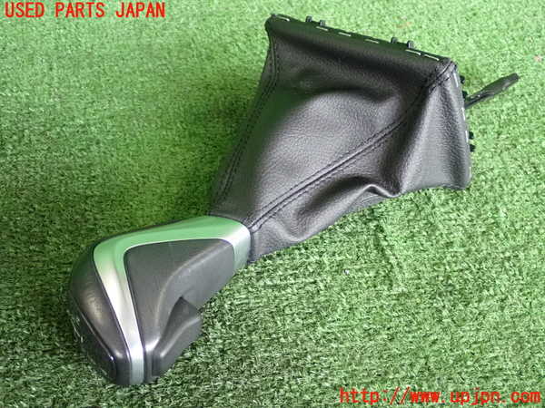 2UPJ-31377570]BMW 218d アクティブツアラー(2C20)シフトノブ 中古 F45_m0002.jpg