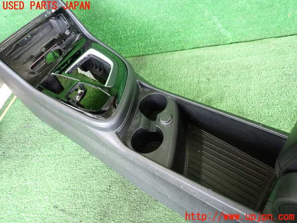 2UPJ-31377540]BMW 218d アクティブツアラー(2C20)センターコンソール 中古 F45_m0003.jpg