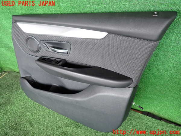 2UPJ-31371234]BMW 218d アクティブツアラー(2C20)右前ドア内張り 中古 F45_m0002.jpg