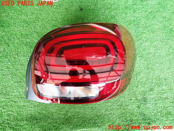2UPJ-31381530]シトロエン・C3(B6HN05)右テールランプ 中古_m0001.jpg