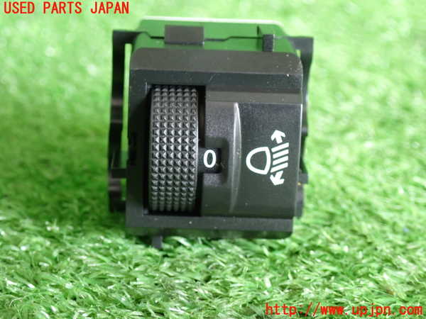 2UPJ-31386307]シトロエン・C3(B6HN05)スイッチ2 (光軸調整) 中古_m0001.jpg