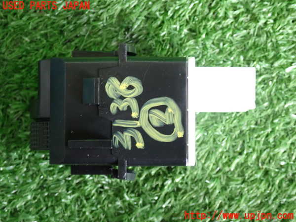 2UPJ-31386307]シトロエン・C3(B6HN05)スイッチ2 (光軸調整) 中古_m0002.jpg
