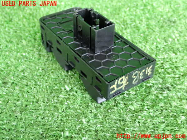 2UPJ-31386240]シトロエン・C3(B6HN05)右前パワーウィンドウスイッチ 中古_m0002.jpg