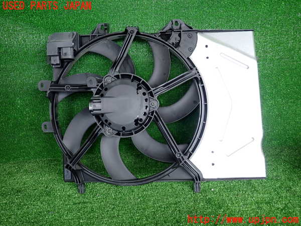 2UPJ-31386836]シトロエン・C3(B6HN05)電動ファン1 中古_m0002.jpg