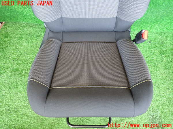 2UPJ-31387035]シトロエン・C3(B6HN05)運転席シート 中古_m0002.jpg