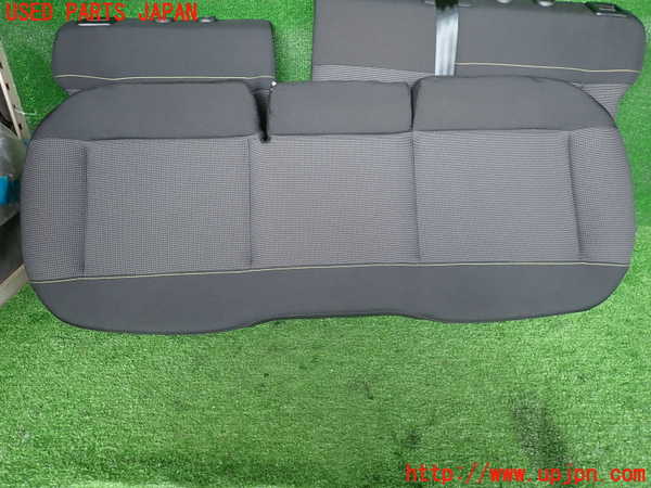 2UPJ-31387385]シトロエン・C3(B6HN05)リアシート 中古_m0002.jpg