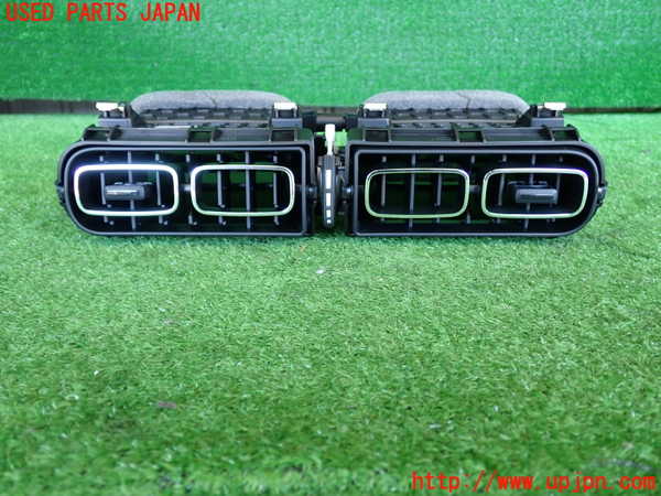 2UPJ-31387528]シトロエン・C3(B6HN05)エアコン吹き出し口3 (真中) 中古_m0001.jpg