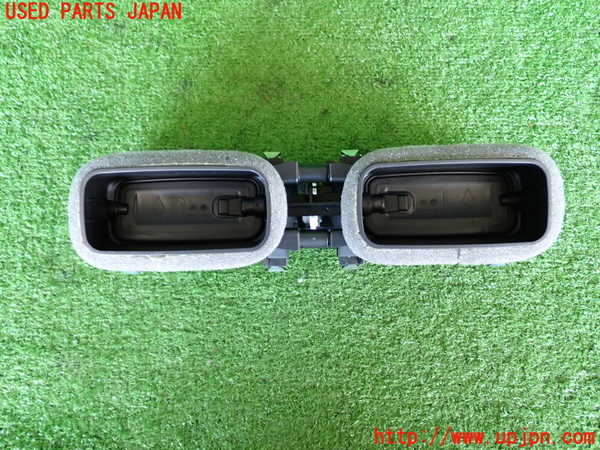 2UPJ-31387528]シトロエン・C3(B6HN05)エアコン吹き出し口3 (真中) 中古_m0003.jpg