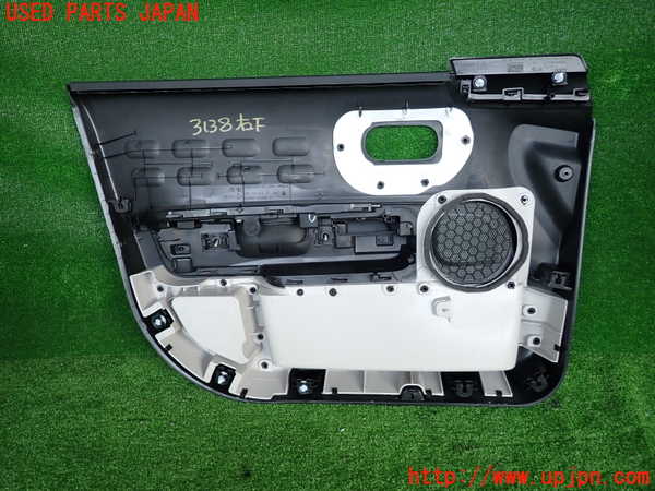 2UPJ-31381234]シトロエン・C3(B6HN05)右前ドア内張り 中古_m0002.jpg