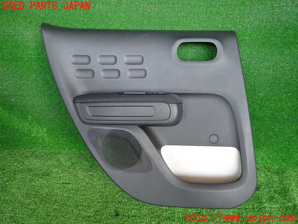 2UPJ-31381324]シトロエン・C3(B6HN05)左後ドア内張り 中古_m0001.jpg