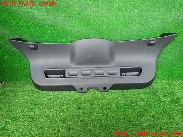 2UPJ-31381578]シトロエン・C3(B6HN05)バックドア内張り 中古_m0001.jpg