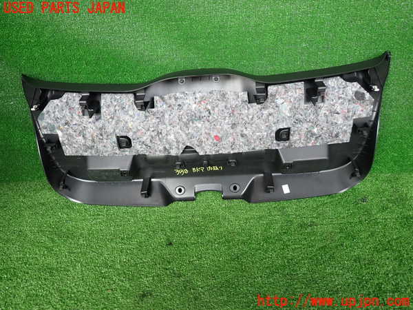 2UPJ-31381578]シトロエン・C3(B6HN05)バックドア内張り 中古_m0003.jpg