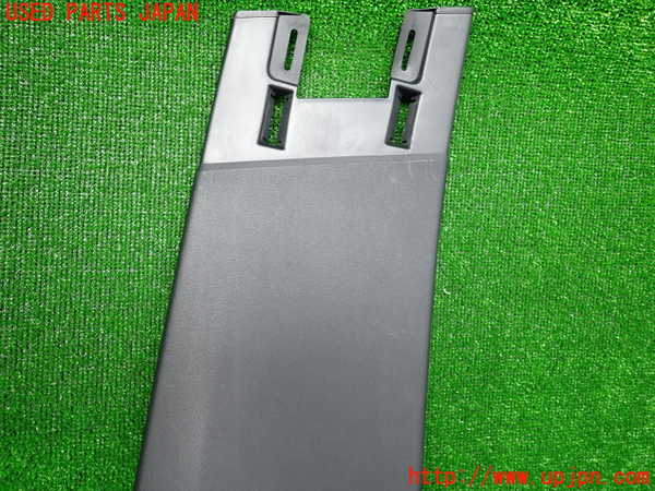 2UPJ-31387665]シトロエン・C3(B6HN05)右センターピラートリム 中古_m0002.jpg