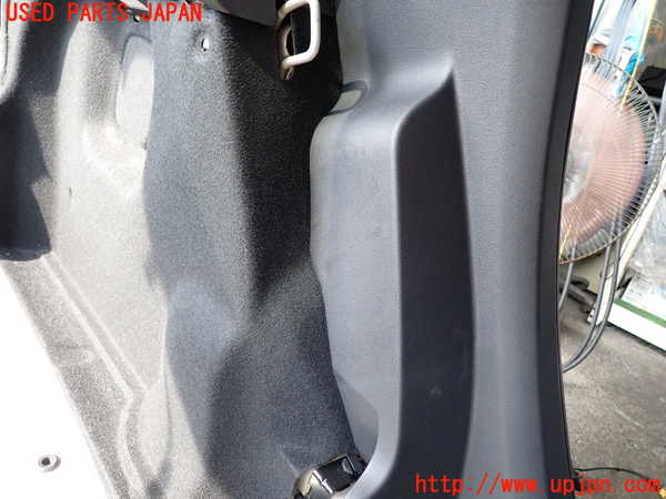 2UPJ-31387680]シトロエン・C3(B6HN05)左リアピラートリム 中古_m0004.jpg