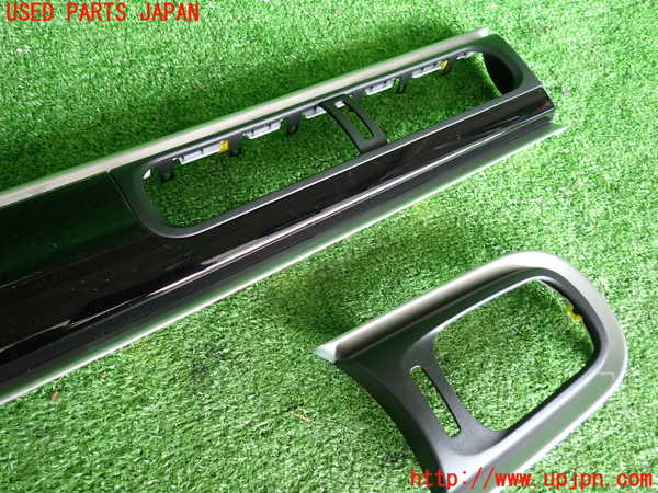 2UPJ-31387691]シトロエン・C3(B6HN05)内装トリム類1 中古_m0003.jpg