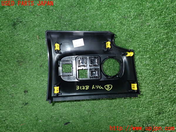 2UPJ-31387693]シトロエン・C3(B6HN05)内装トリム類3 中古_m0002.jpg