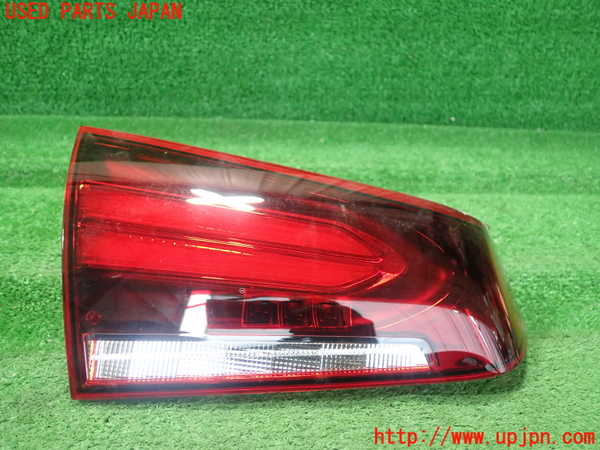 1UPJ-31391552]ベンツ A250 4MATIC セダン(177147M V177)左リアフィニッシャー 中古_m0001.jpg