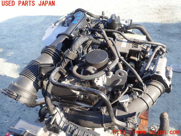 1UPJ-31392010]ベンツ A250 4MATIC セダン(177147M V177)エンジン M260 4WD 中古_m0003.jpg