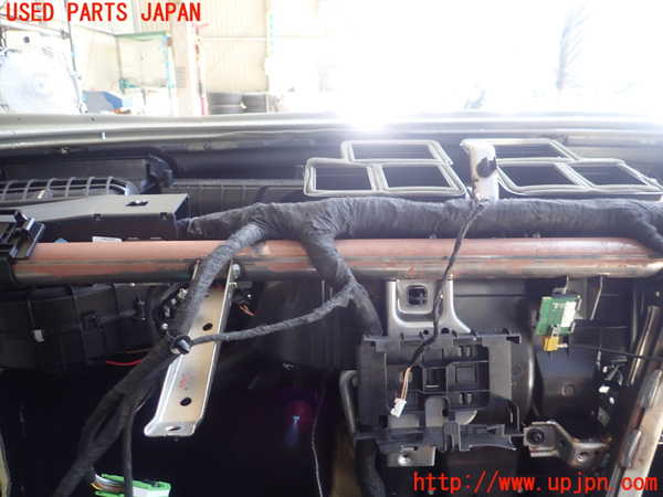 5UPJ-31396081]ベンツ A250 4MATIC セダン(177147M V177)エバポレーター1 中古_m0001.jpg