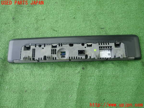 1UPJ-31396170]ベンツ A250 4MATIC セダン(177147M V177)スピードメーター 中古_m0004.jpg