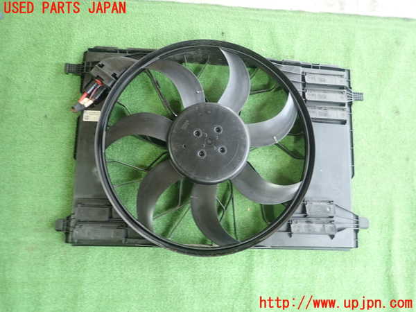 1UPJ-31396836]ベンツ A250 4MATIC セダン(177147M V177)電動ファン1 中古_m0002.jpg