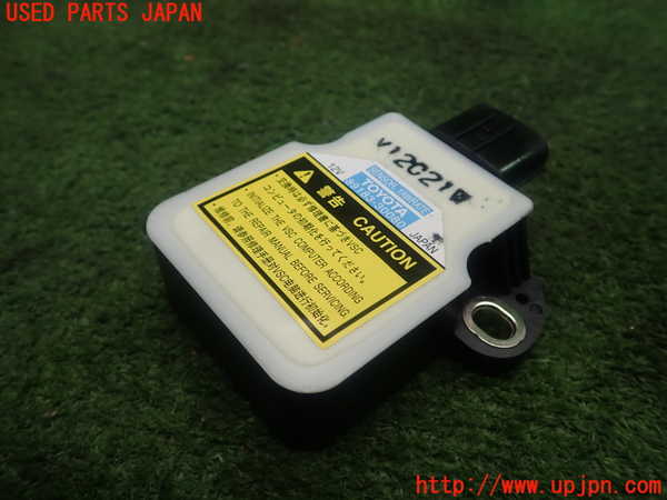 1UPJ-31406382]レクサス・GS250(GRL11)センサー2（ヨーレート） 中古_m0001.jpg
