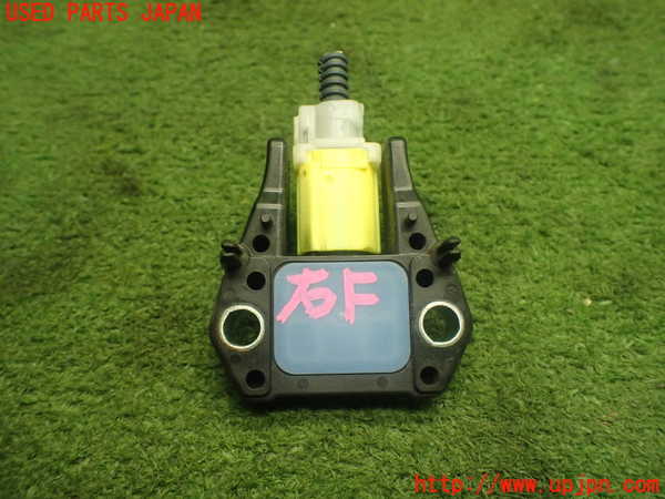 1UPJ-31406356]レクサス・GS250(GRL11)エアバッグセンサー1 中古_m0002.jpg
