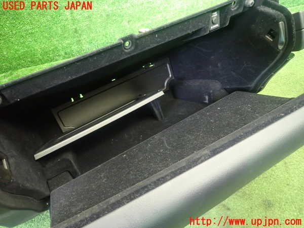 1UPJ-31407516]レクサス・GS250(GRL11)グローブボックス1 中古_m0005.jpg